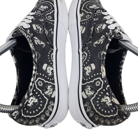 VANS Shoes STAR WARS Womens Size 6.5 Black Skateboard Bandana Print Stormtrooper - Picture 6 of 10
